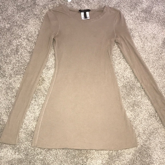 BCBGMaxAzria Tops - Brown BCBG Long Sleeve Top BCBGMaxAzria Tops - Brown BCBG Long Sleeve Top